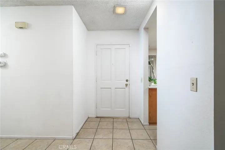 9771 Kaiser Court, Fontana, California 92335 — photo 4