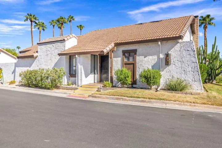 2467 Miramonte Circle W A, Palm Springs, California 92264 — photo 5