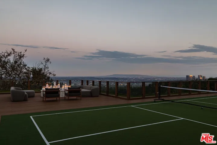1465 Donhill Drive, Beverly Hills, California 90210 — photo 4