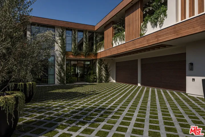 1465 Donhill Drive, Beverly Hills, California 90210 — photo 5