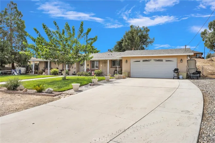 11846 Ivy Avenue, Hesperia, California 92345 — photo 5