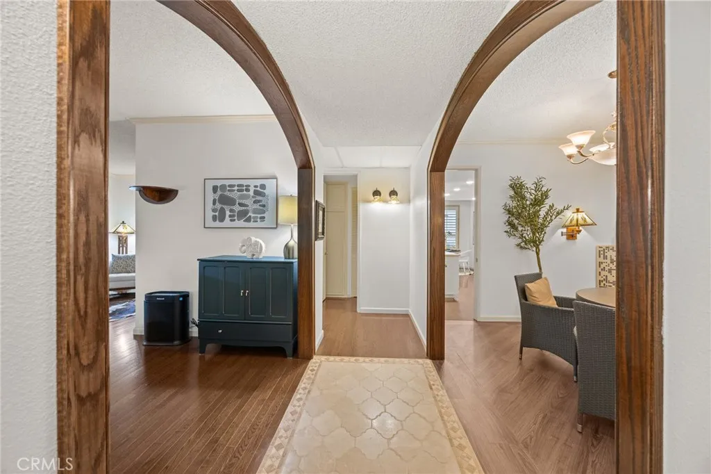 gallery-image 2