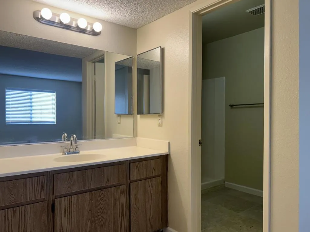 81162 Fred Waring Drive 601 81162 Fred Waring Drive 601
