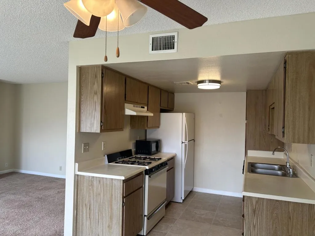 81162 Fred Waring Drive 601 81162 Fred Waring Drive 601