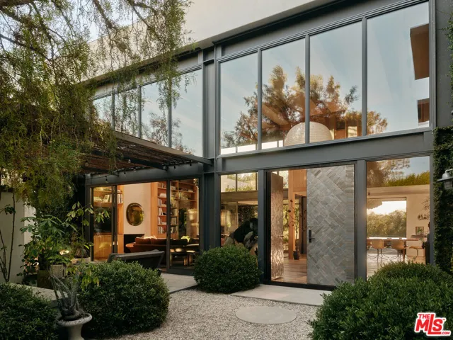 621 N Bonhill Road, Los Angeles, California 90049 — photo 5