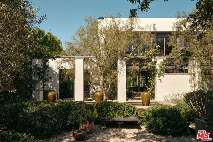 621 N Bonhill Road, Los Angeles, California 90049 — photo 4