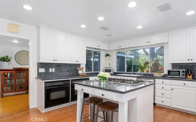 2112 Dover Drive, Newport Beach, California 92660 — photo 5