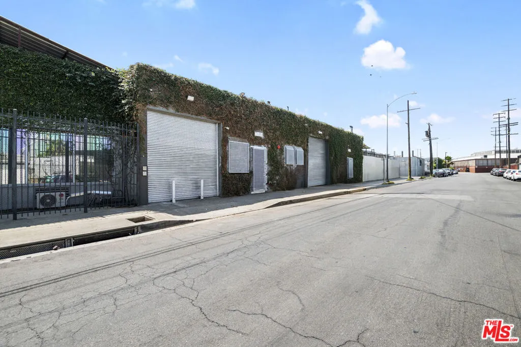 3238 Union Pacific Avenue, Los Angeles, California 90023 — photo 4