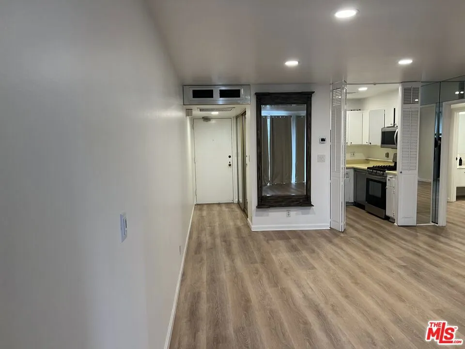 800 W 1st Street 2607, Los Angeles, California 90012 — photo 4