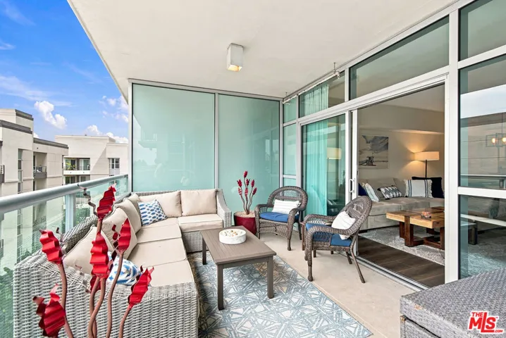 13700 Marina Pointe Drive 519, Marina Del Rey, California 90292 — photo 5