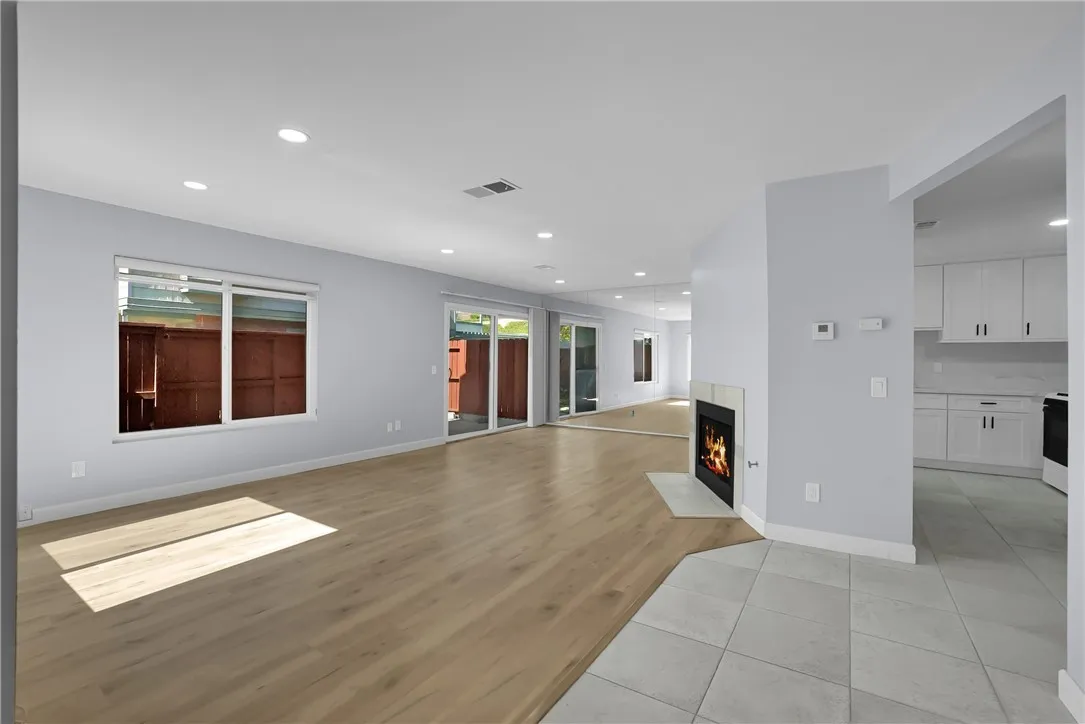 gallery-image 3