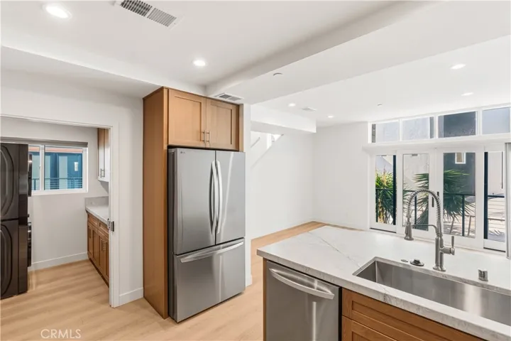 215 Oceanside Blvd 2, Oceanside, California 92054 — photo 5