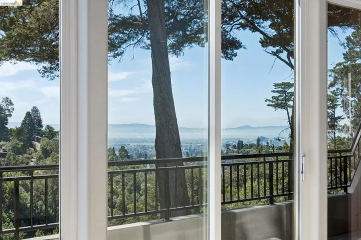 6153 Girvin Drive, Oakland, California 94611 — photo 5