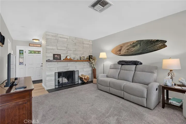 401 Robinhood Lane, Redlands, California 92373 — photo 5