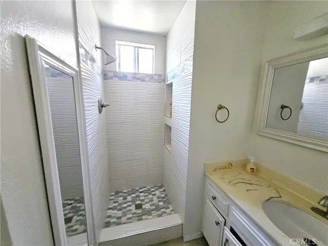 421 E E Stetson Avenue, Hemet, California 92543 — photo 5