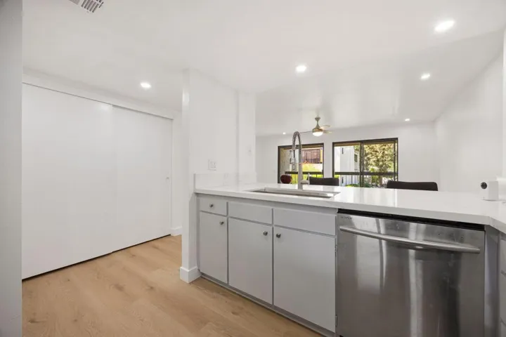 2023 N Via Miraleste 1022, Palm Springs, California 92262 — photo 4