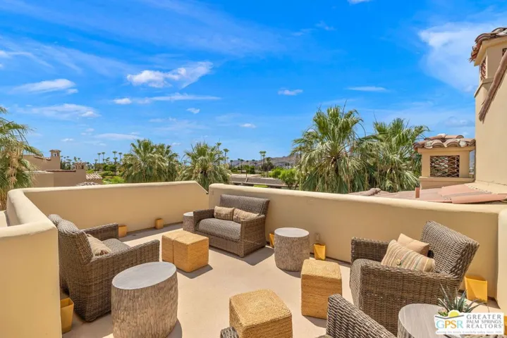 1015 Villorrio Drive S, Palm Springs, California 92262 — photo 4