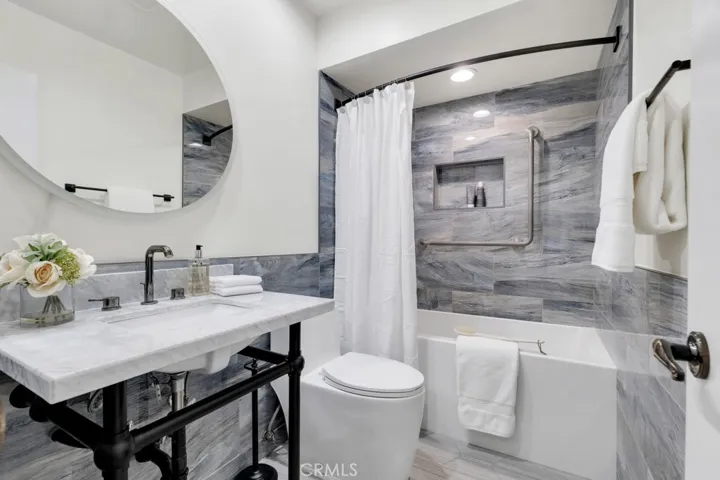 21500 Califa Street 159, Woodland Hills, California 91367 — photo 5