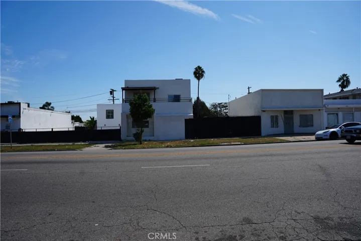 7506 S Wester Av. Los Angeles, Other, California 90047 — photo 4