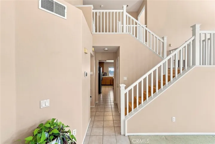 637 Avondale, Corona, California 92879 — photo 4