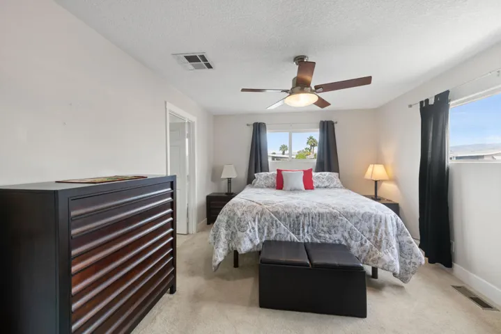 73721 Oak Flats Dr MLS-17