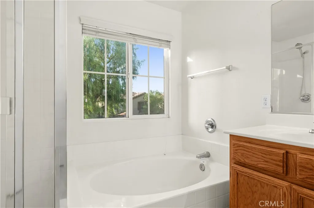 Soaking tub Soaking tub
