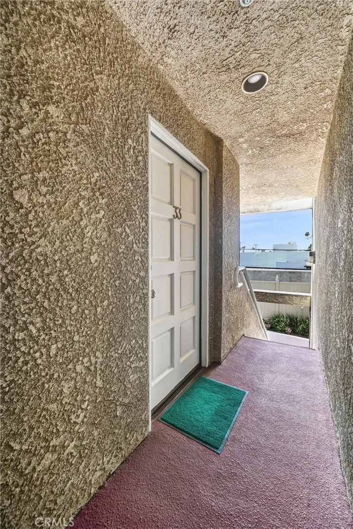 gallery-image 3