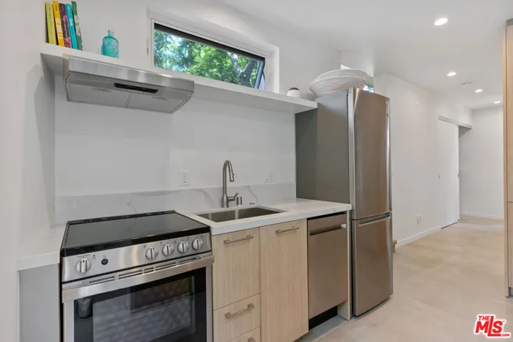 1352 Pacific Street B, Santa Monica, California 90405 — photo 4