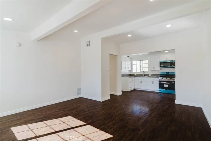 7945 Woodman Avenue, Panorama City, California 91402 — photo 5