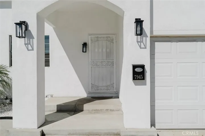 7945 Woodman Avenue, Panorama City, California 91402 — photo 4