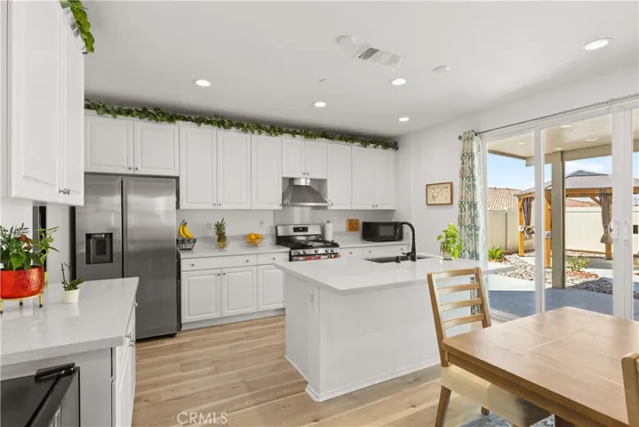 214 Knotgrass Street, Hemet, California 92543 — photo 5