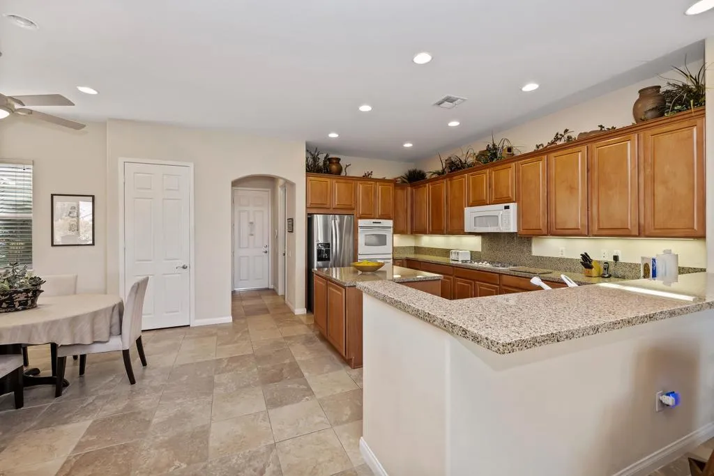 22-Kitchen 22-Kitchen