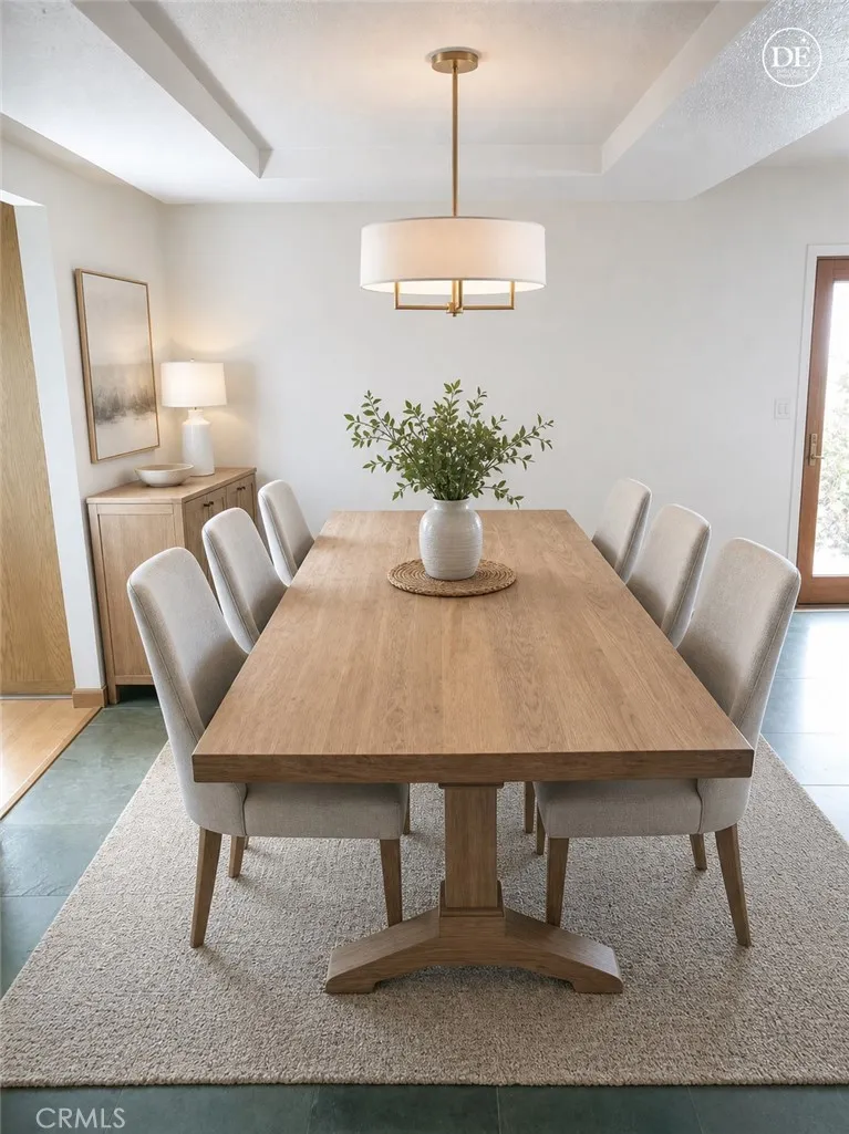 Virtually Enhanced Formal Dining Room