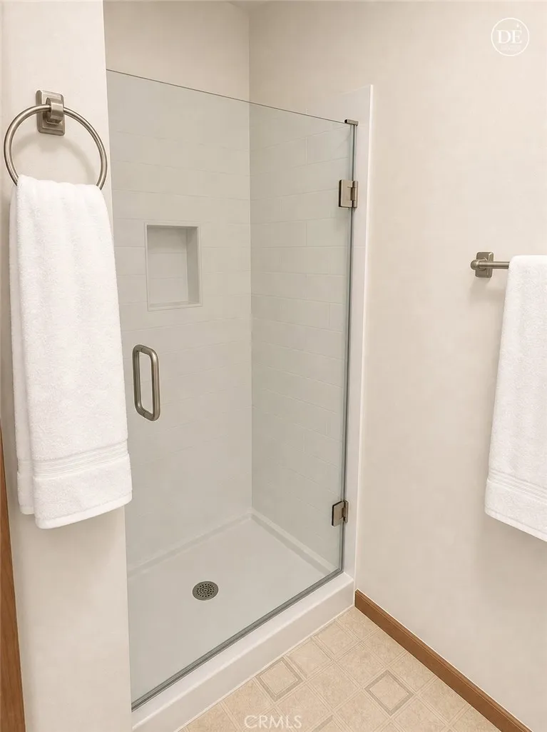 Virtually Enhanced Shower in Game Room