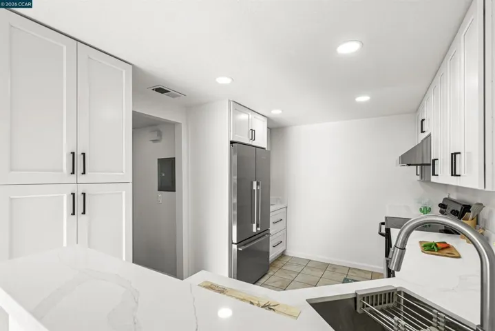 1001 Devonwood, Hercules, California 94547 — photo 5