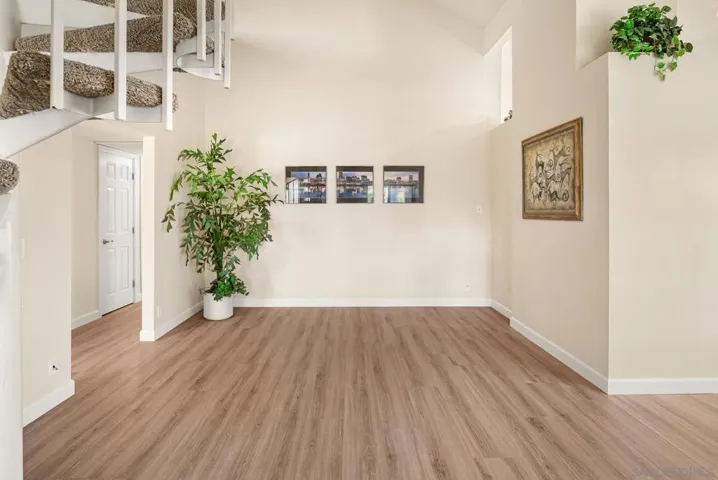 7360 Calle Cristobal 108, San Diego, California 92126 — photo 4