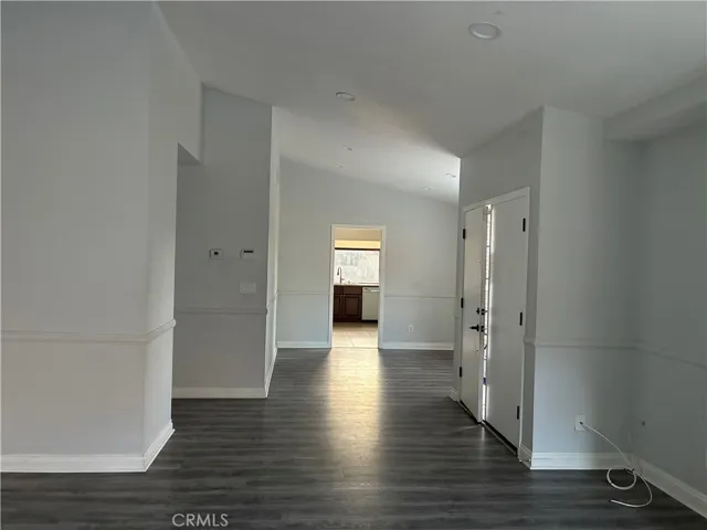 13930 Olive Grove Lane, Sylmar, California 91342 — photo 5