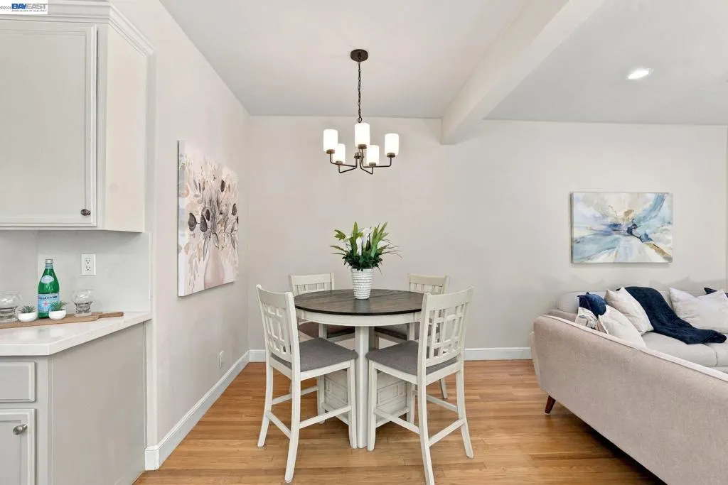 Breakfast nook Breakfast nook