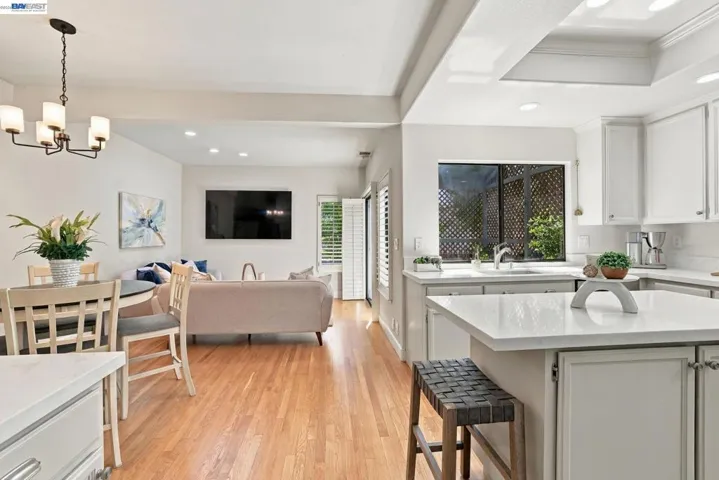 Kitchen open to FR