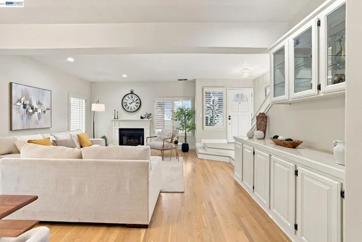 LR open to dining room