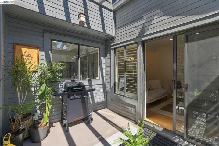 Screened porch