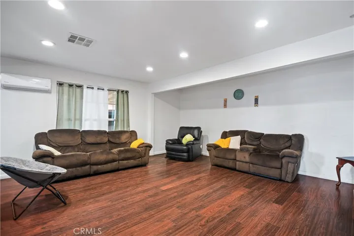 16218 Montgomery Ave, Fontana, California 92336 — photo 5