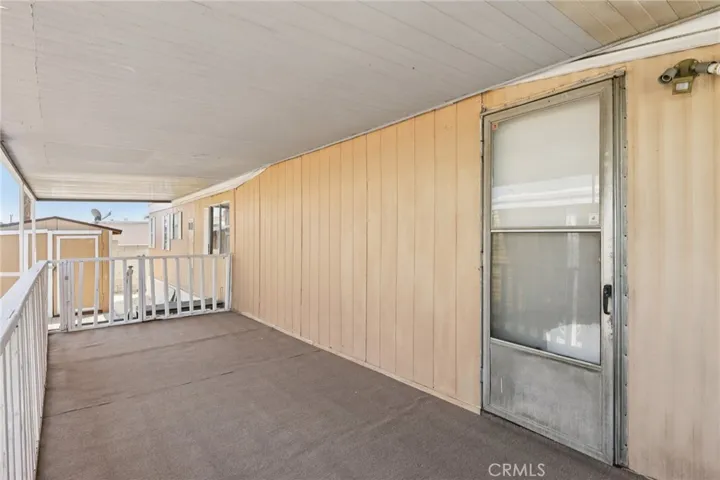 17333 Valley Boulevard 15e, Fontana, California 92335 — photo 4