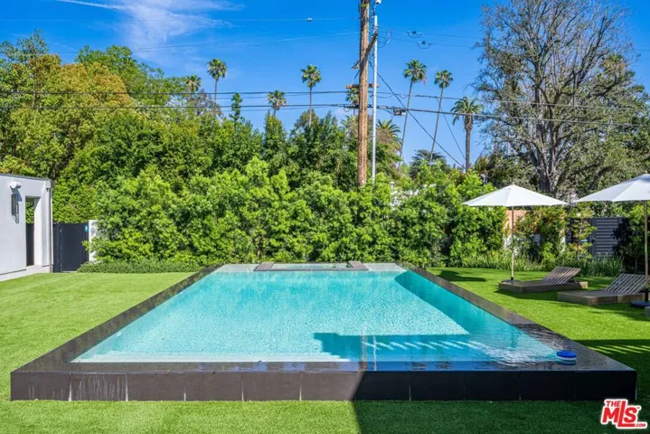 616 N Alpine Drive, Beverly Hills, California 90210 — photo 5