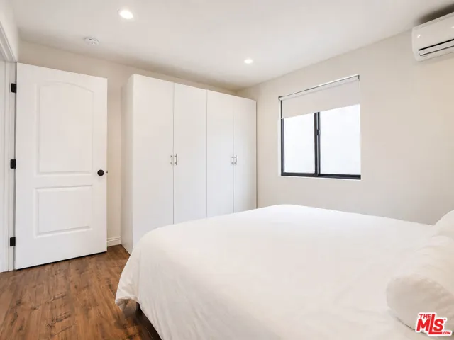 8963 Cadillac Avenue, Los Angeles, California 90034 — photo 5
