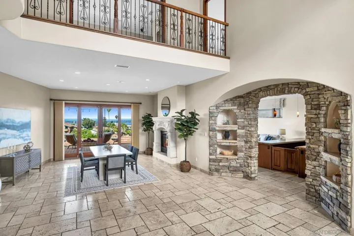 2212 Dunhaven St, San Diego, California 92110 — photo 4