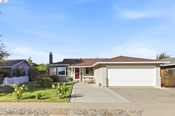 36054 Rosewood Dr, Newark, California 94560 — photo 4