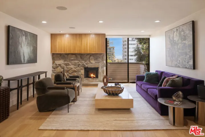 1033 Carol Drive 305, West Hollywood, California 90069 — photo 4