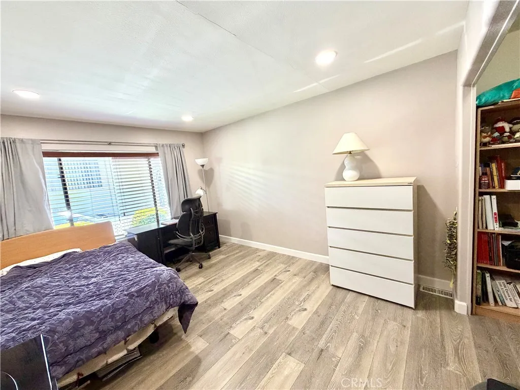 Bedroom2
