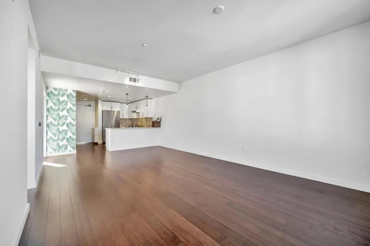 501 Hudson Avenue 304, San Francisco, California 94124 — photo 5